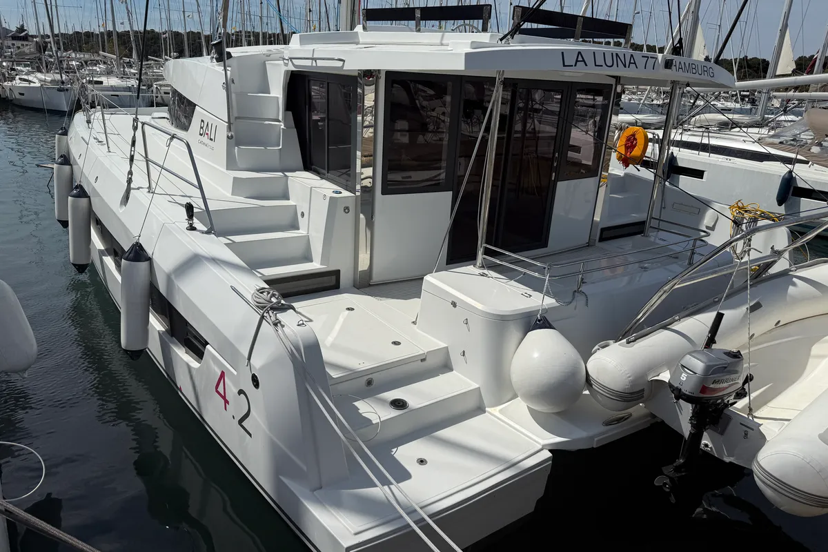 Exterior view of La Luna 77, a Bali 4.2 catamaran at Pula, Croatia