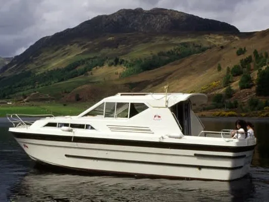 Exterior view of Cygnet WHS - Budget 1, a Cygnet WHS motorboat at Laggan, United Kingdom