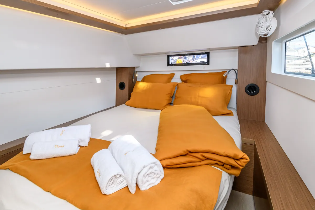 Cabin on Ouna, a Lagoon 46 catamaran at Parikia, Greece