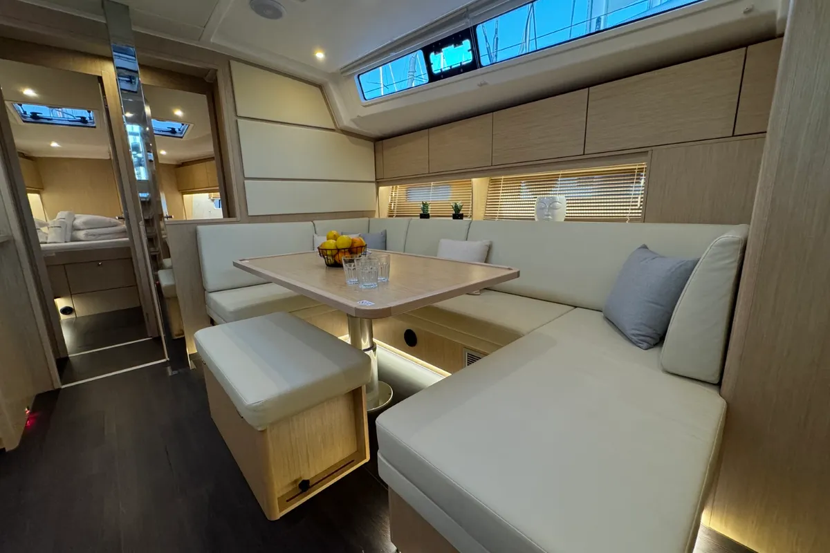 Salon of Sabina, a Bavaria C46 sailboat at Pula, Croatia