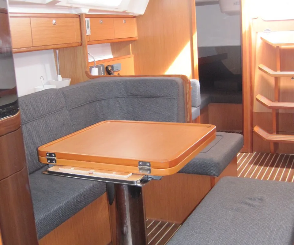 Salon of Marina, a Bavaria Cruiser 41 sailboat at Capo d'Orlando, Italy