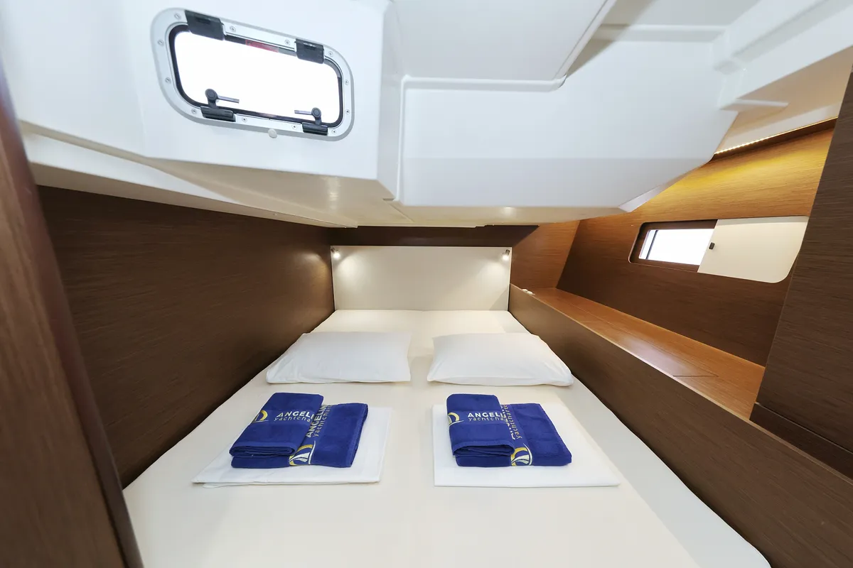 Cabin on Seaduction, a Beneteau Oceanis 51.1 sailboat at Grad Trogir, Croatia
