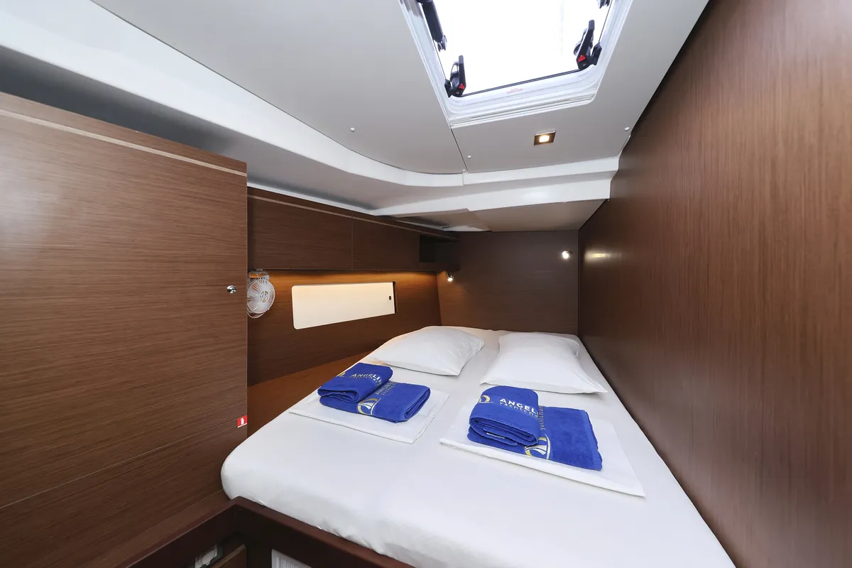 Cabin on Seaduction, a Beneteau Oceanis 51.1 sailboat at Grad Trogir, Croatia