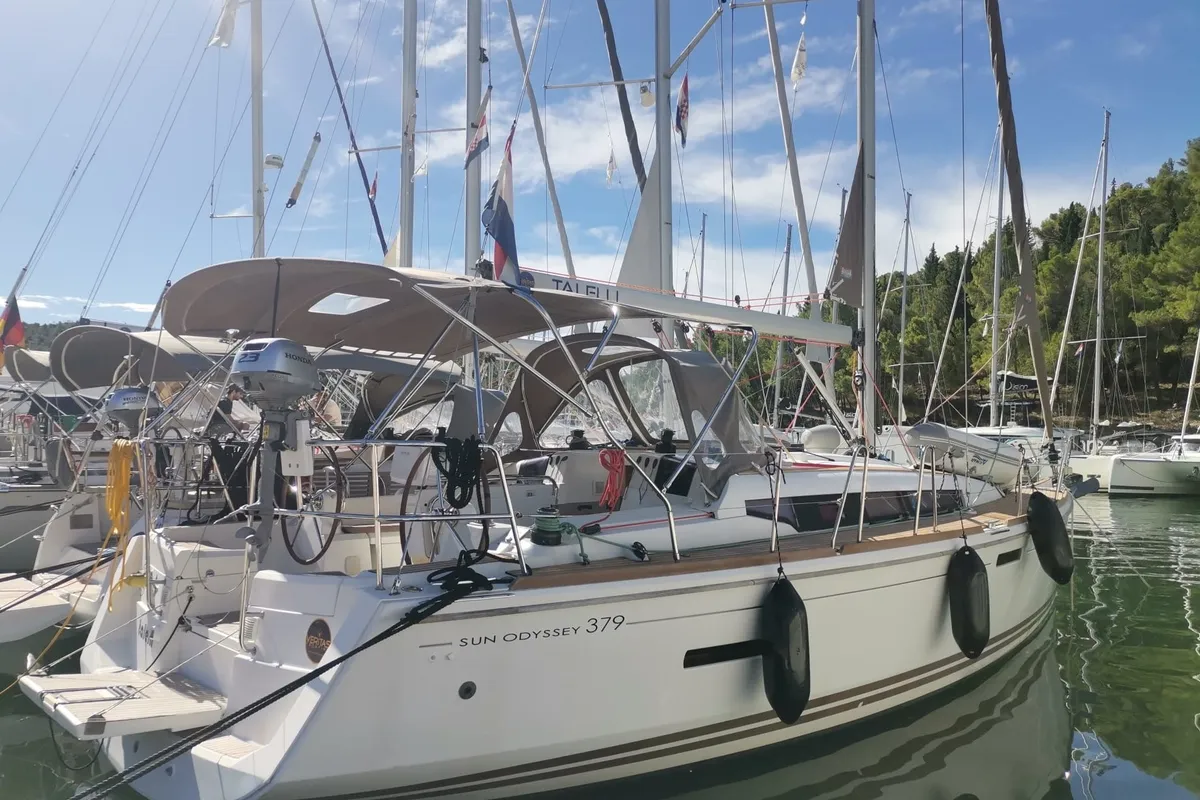 Exterior view of talelli, a Jeanneau Sun Odyssey 379 sailboat at Kontokali, Greece