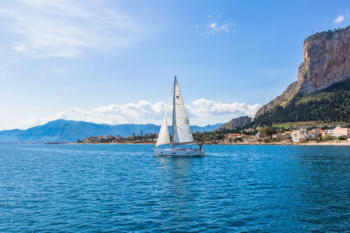 Exterior view of Si Può Fare, a Dufour 430 sailboat at Palermo, Italy