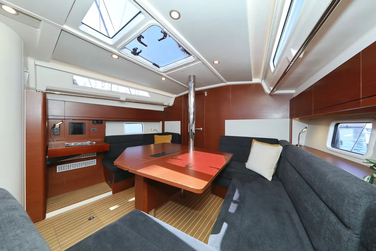 Salon of NIKE, a Hanse 418 sailboat at Novi Vinodolski, Croatia