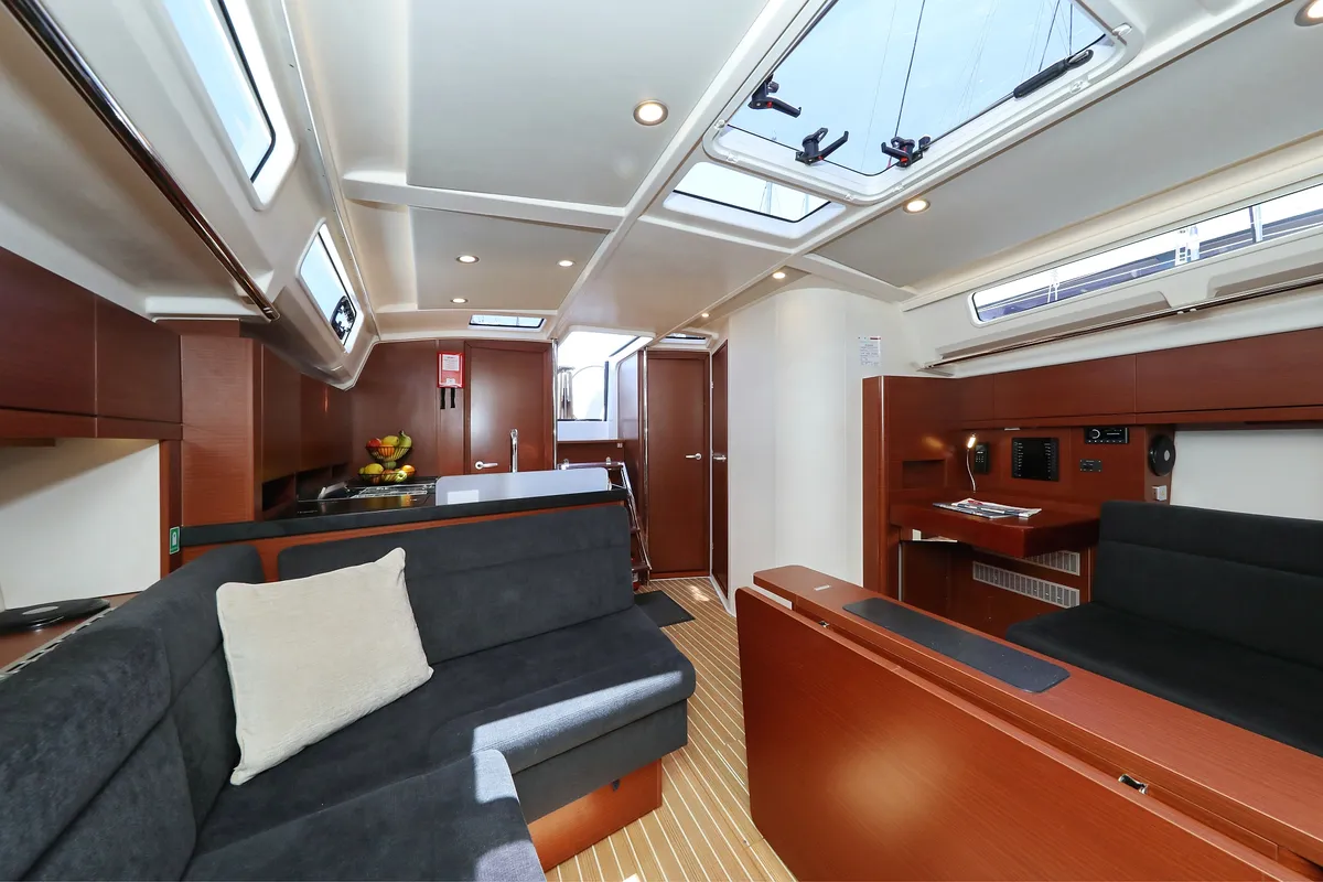 Salon of NIKE, a Hanse 418 sailboat at Novi Vinodolski, Croatia