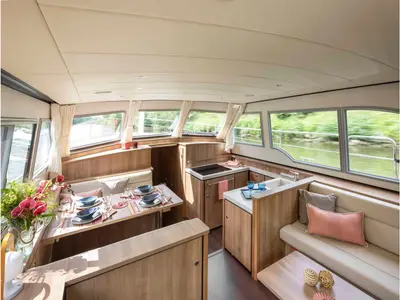 Salon of Helena II, a Linssen Grand Sturdy 40.0 AC motor yacht at Kinrooi, Belgium