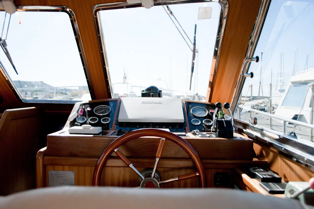 Cockpit of Perla di mare, a Sciallino 40 motorboat at Cagliari, Italy