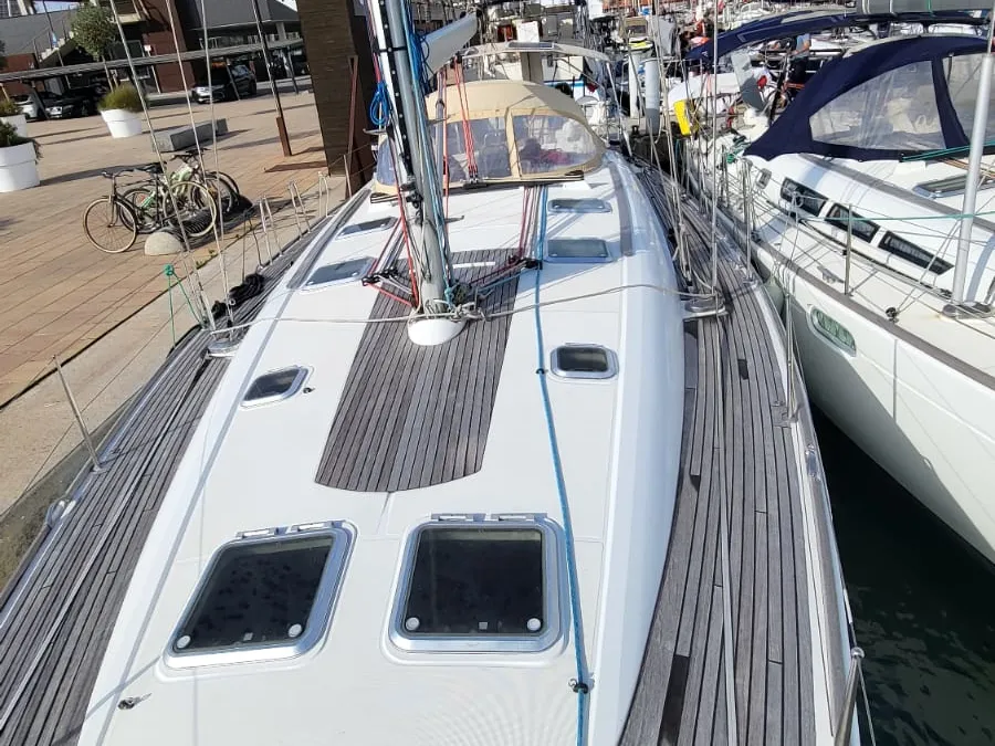 Deck of Vivanita, a Jeanneau Sun Odyssey 49 sailboat at Grimaud, France