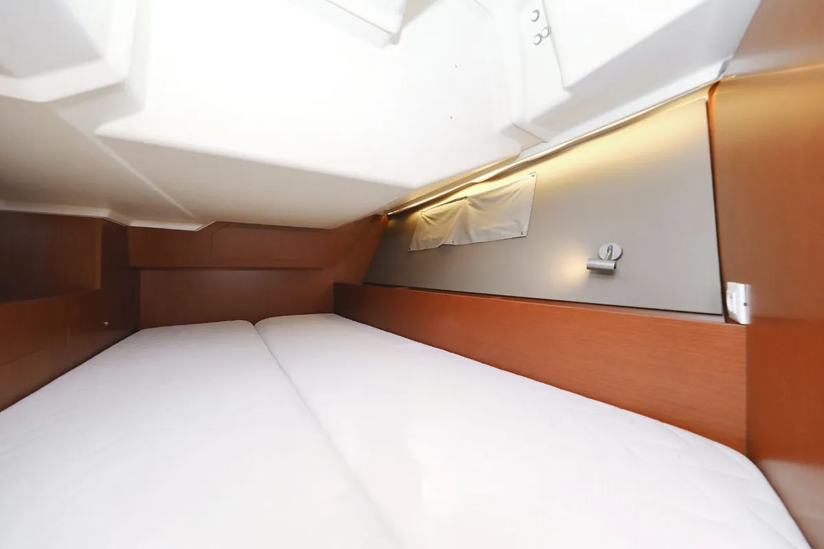 Cabin on Seven, a Beneteau Oceanis 41.1 sailboat at Zadar, Croatia