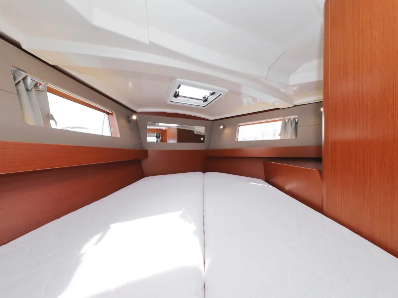 Cabin on Seven, a Beneteau Oceanis 41.1 sailboat at Zadar, Croatia