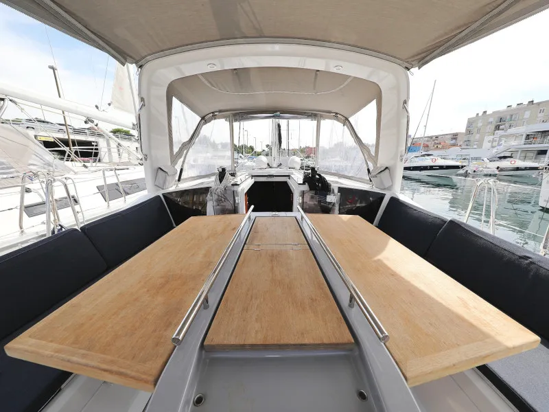 Deck of Seven, a Beneteau Oceanis 41.1 sailboat at Zadar, Croatia