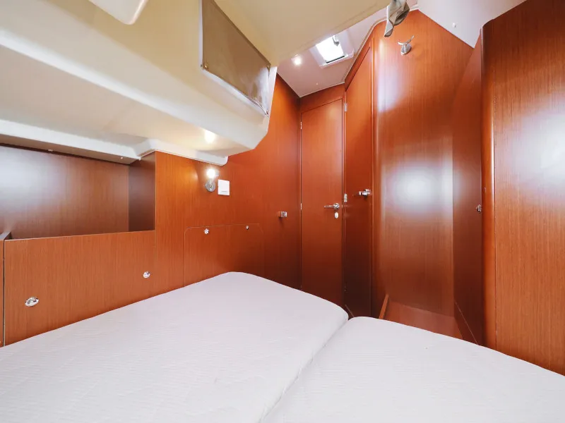 Cabin on Seven, a Beneteau Oceanis 41.1 sailboat at Zadar, Croatia