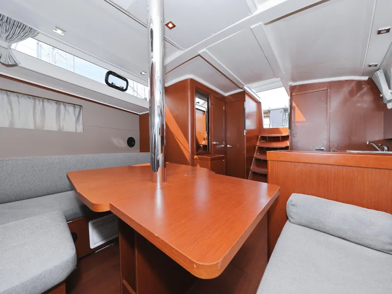 Salon of Seven, a Beneteau Oceanis 41.1 sailboat at Zadar, Croatia
