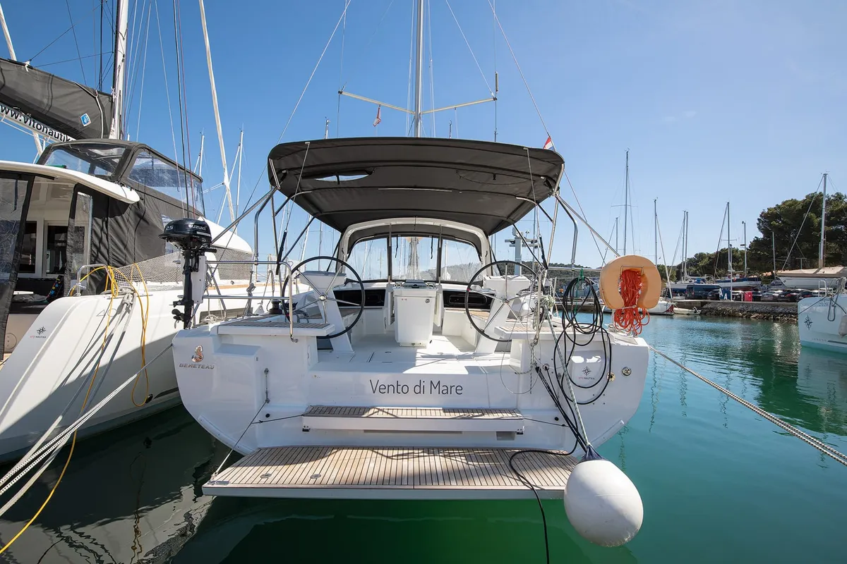 Exterior view of Vento di Mare, a Beneteau Oceanis 46.1 sailboat at Općina Medulin, Croatia
