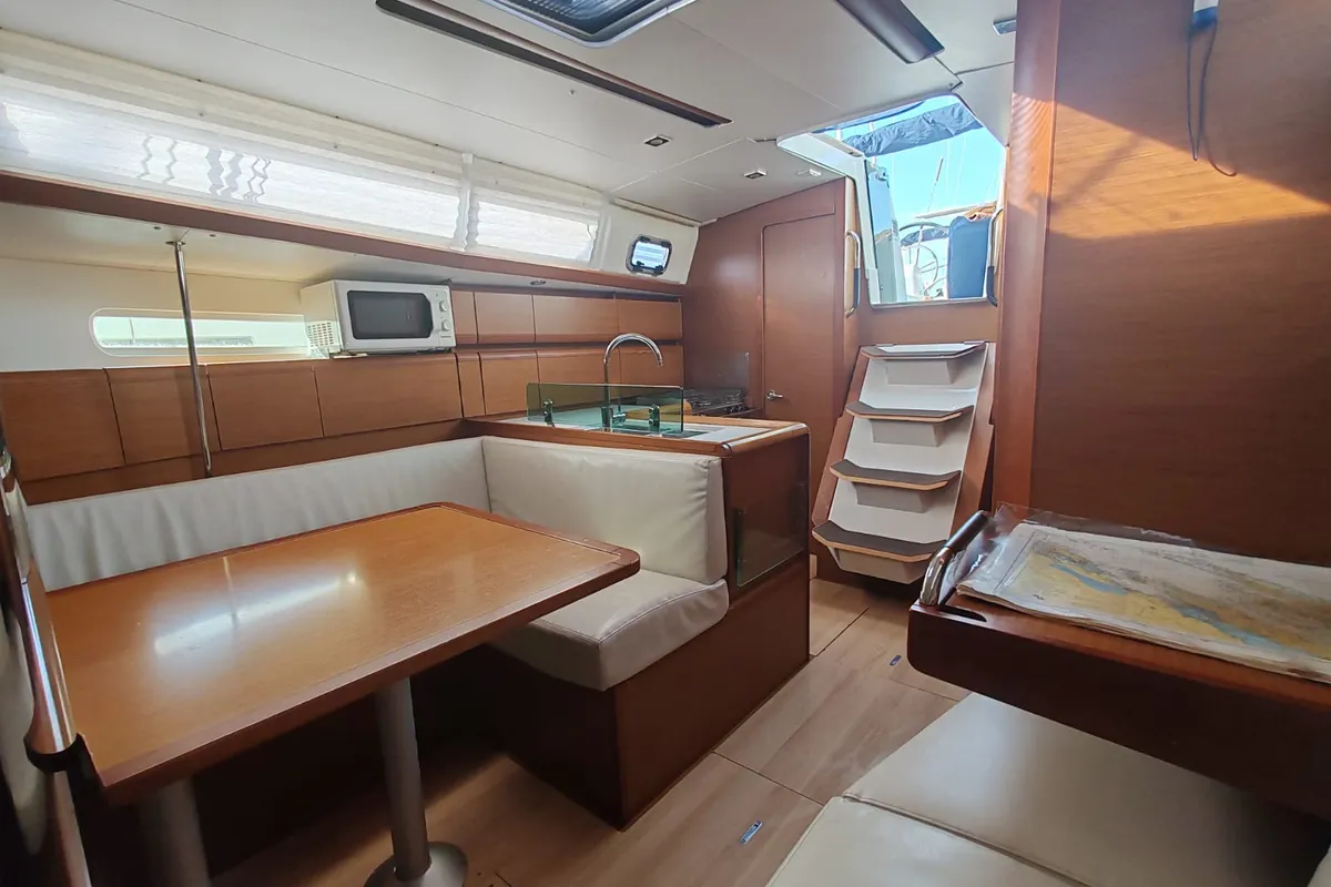 Salon of Freddie, a Jeanneau Sun Odyssey 389 sailboat at Pakoštane, Croatia