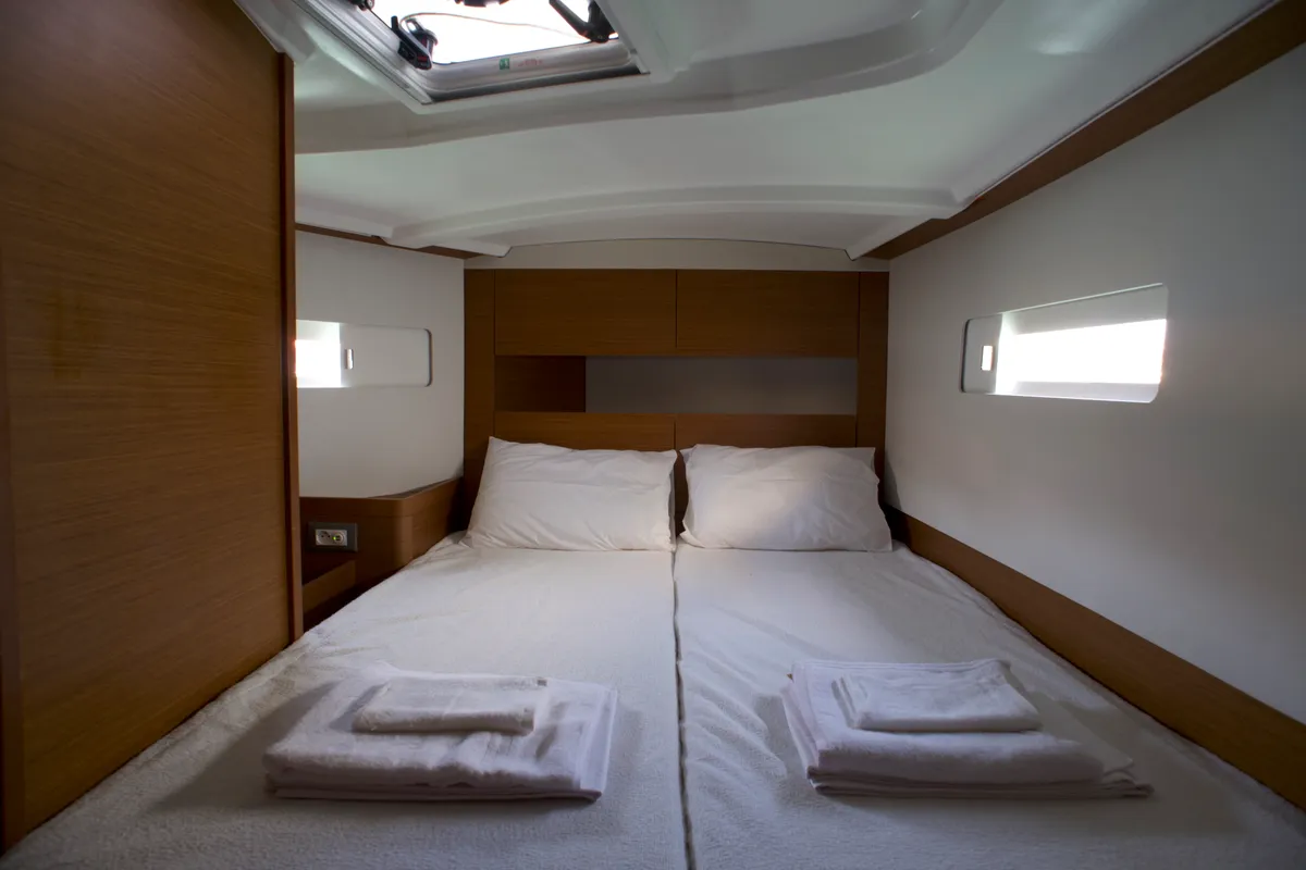 Cabin on Eugenia, a Jeanneau Sun Odyssey 410 sailboat at Skiathos, Greece
