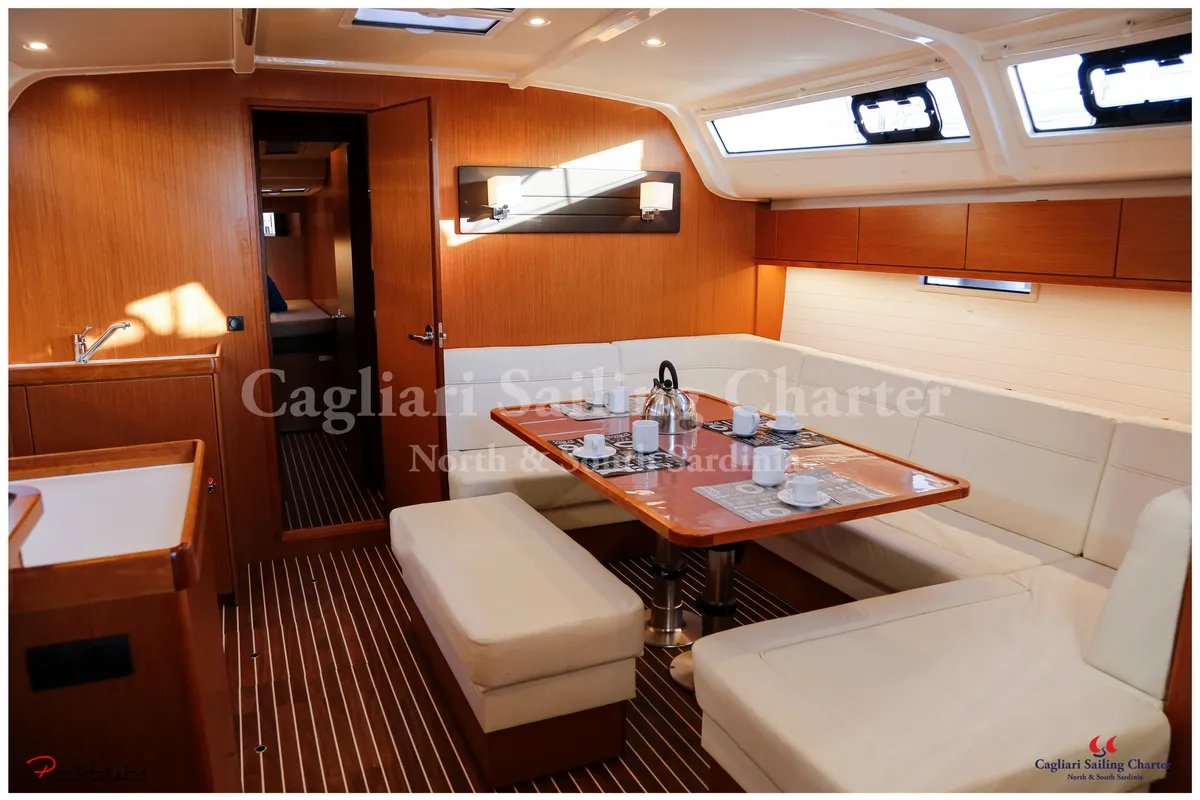 Salon of Liscia Ruja, a Bavaria Cruiser 51 sailboat at Figari/Golfo Aranci, Italy