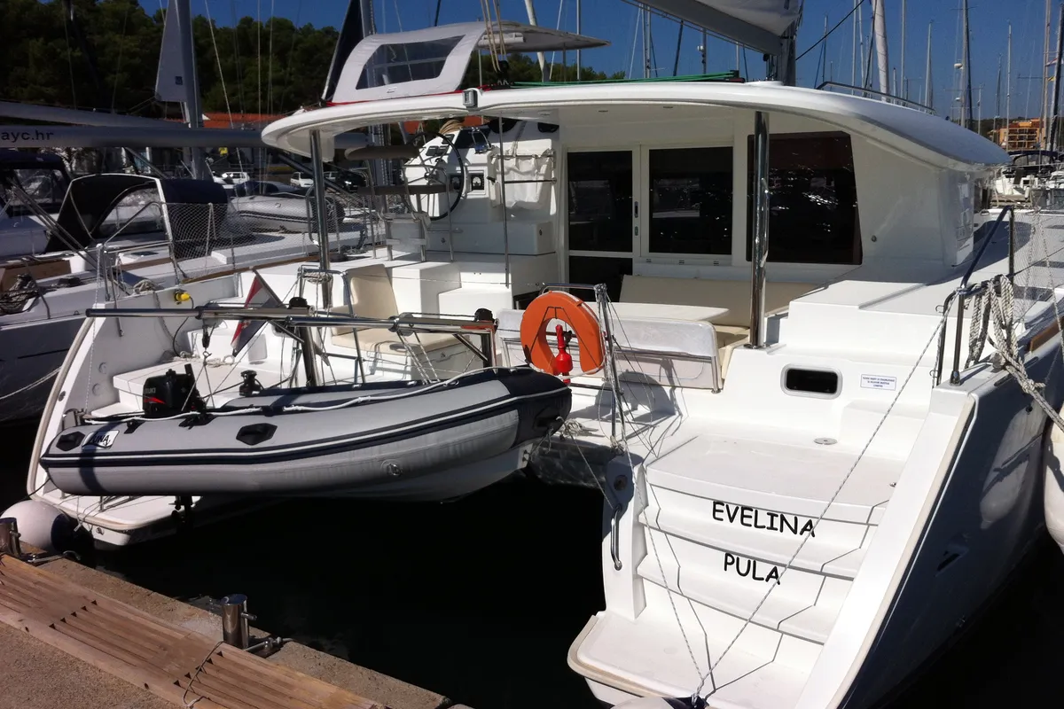 Exterior view of Evelina, a Lagoon 400 S2 catamaran at Općina Medulin, Croatia