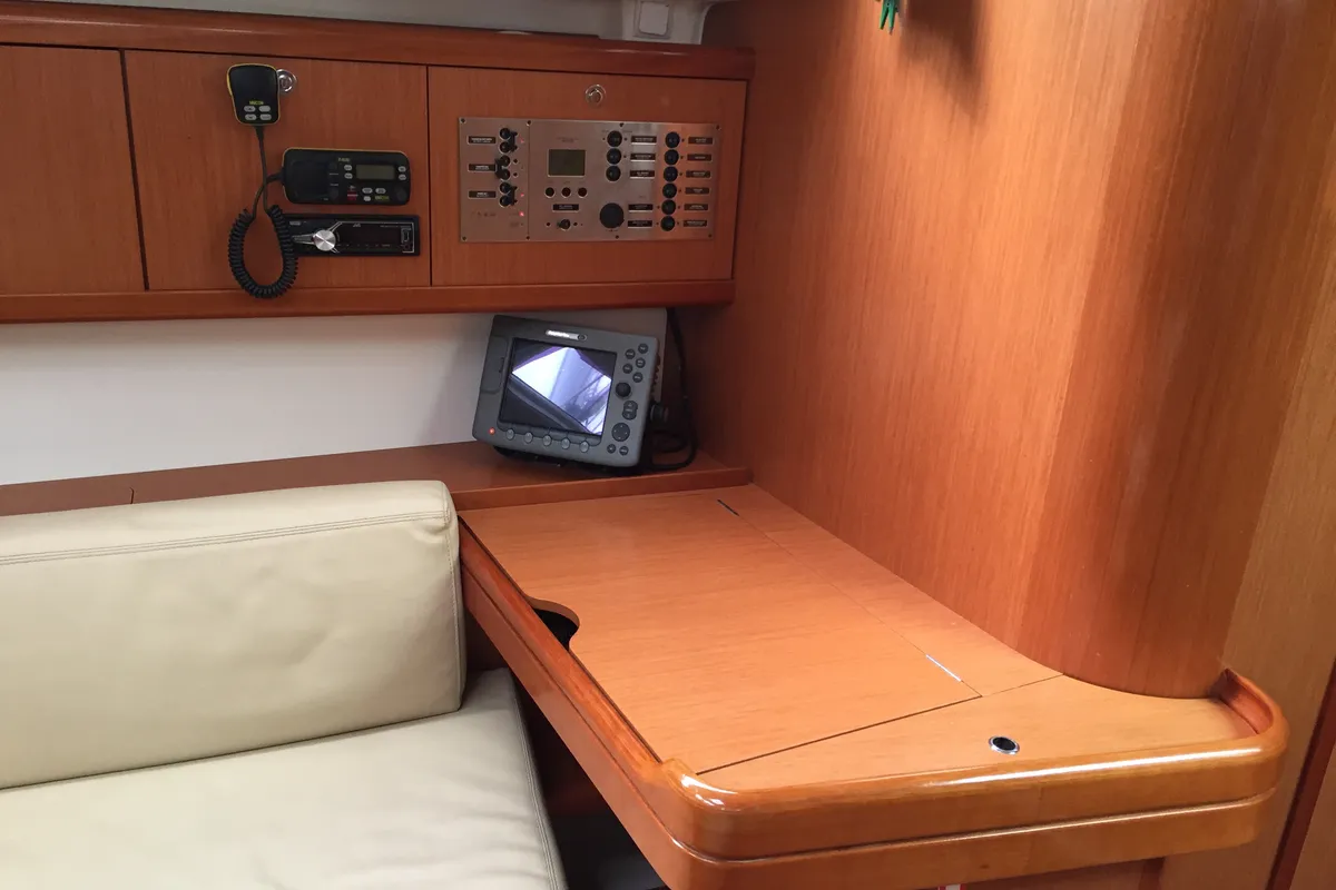 Salon of Silly Shark (GND), a Beneteau Oceanis 43 sailboat at St. George's, Grenada