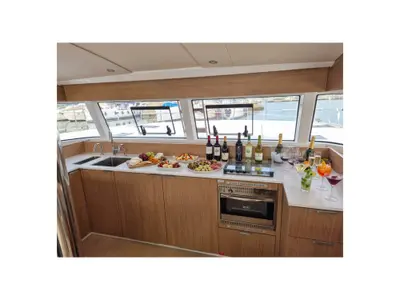 Comfort, a Bali Catsmart catamaran at Alameda, United States