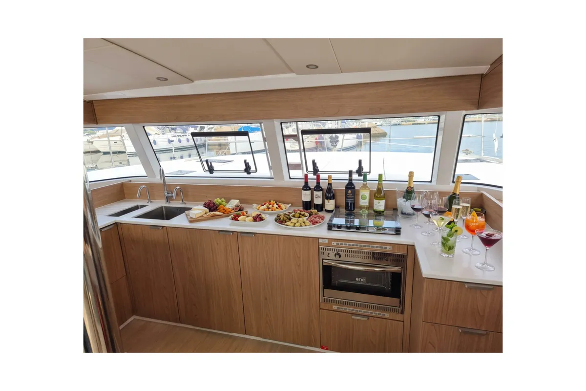 Comfort, a Bali Catsmart catamaran at Alameda, United States