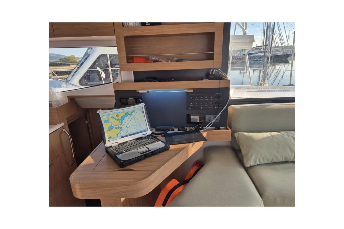 Comfort, a Bali Catsmart catamaran at Alameda, United States