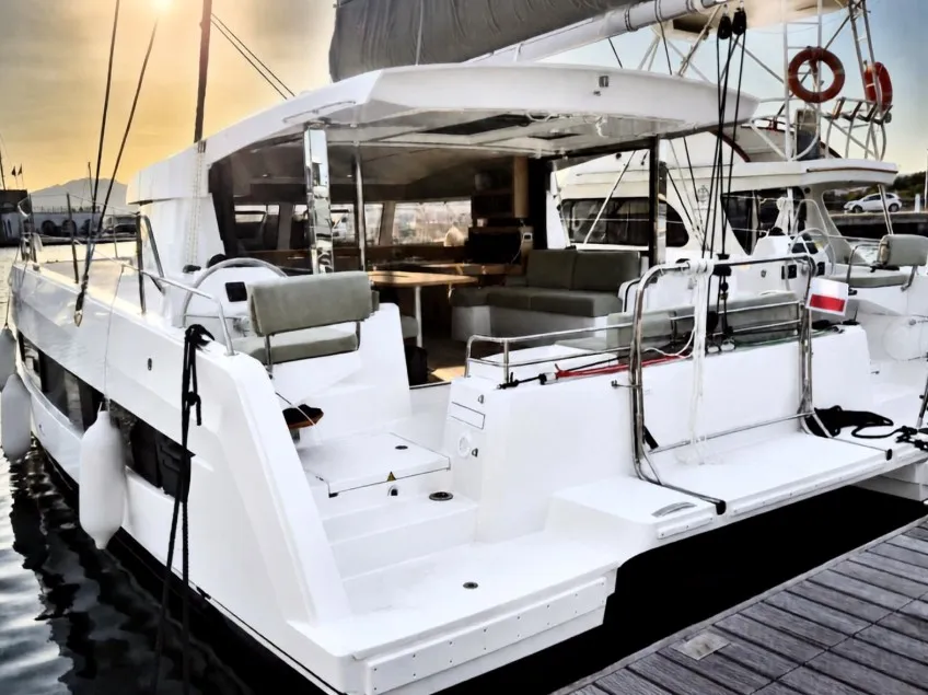 Comfort, a Bali Catsmart catamaran at Alameda, United States