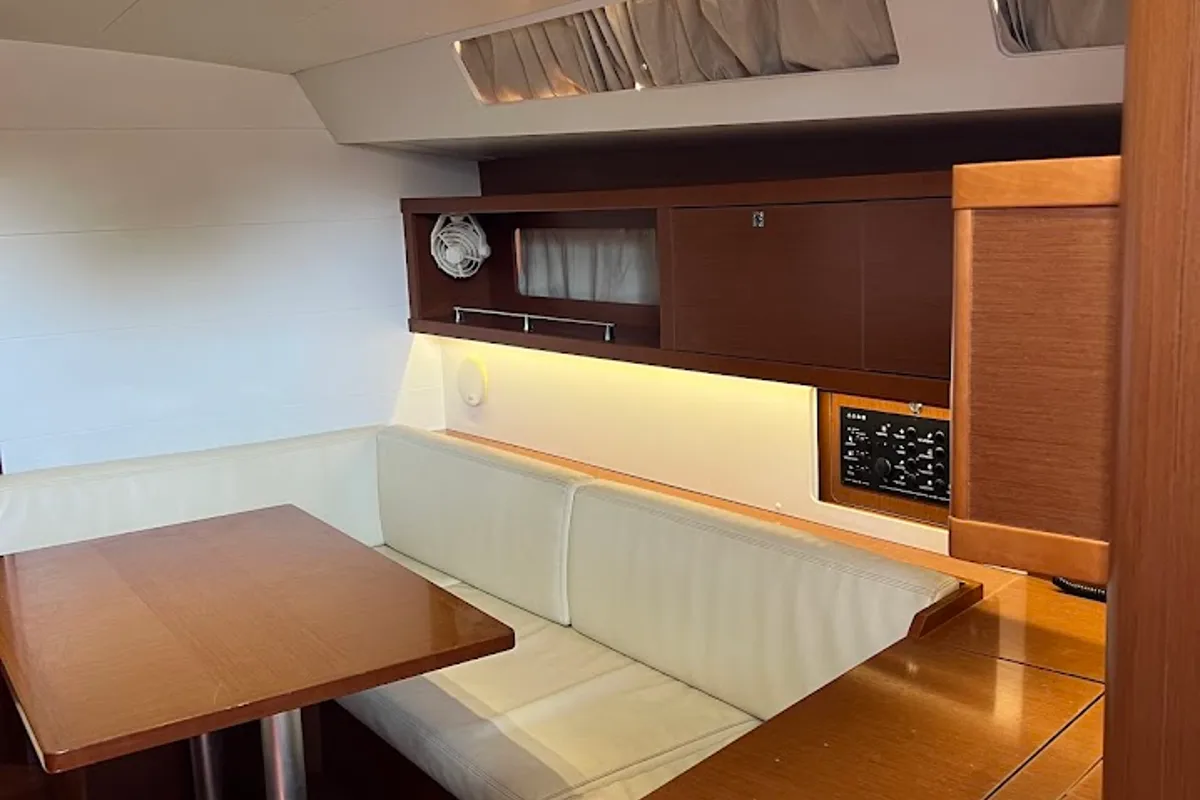 Salon of Beautiful Love, a Beneteau Oceanis 45 sailboat at Kontokali, Greece