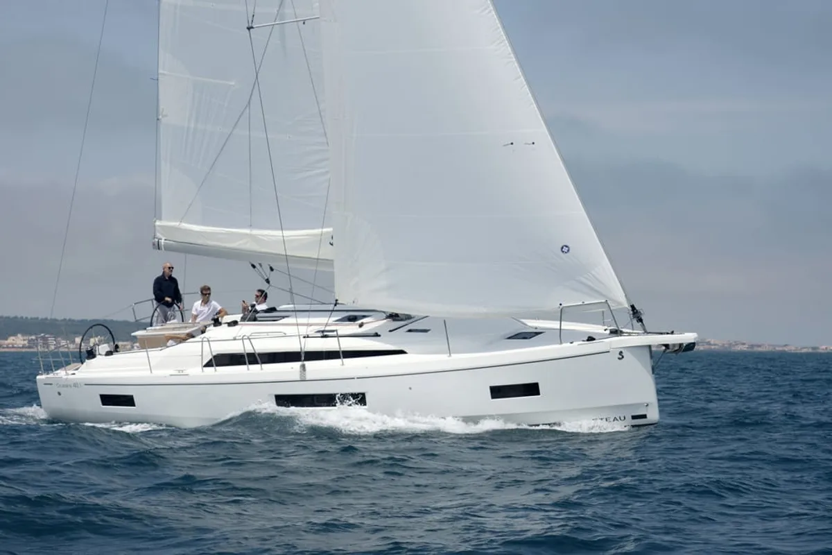 Exterior view of Madelon, a Beneteau Oceanis 40.1 sailboat at Alameda, United States