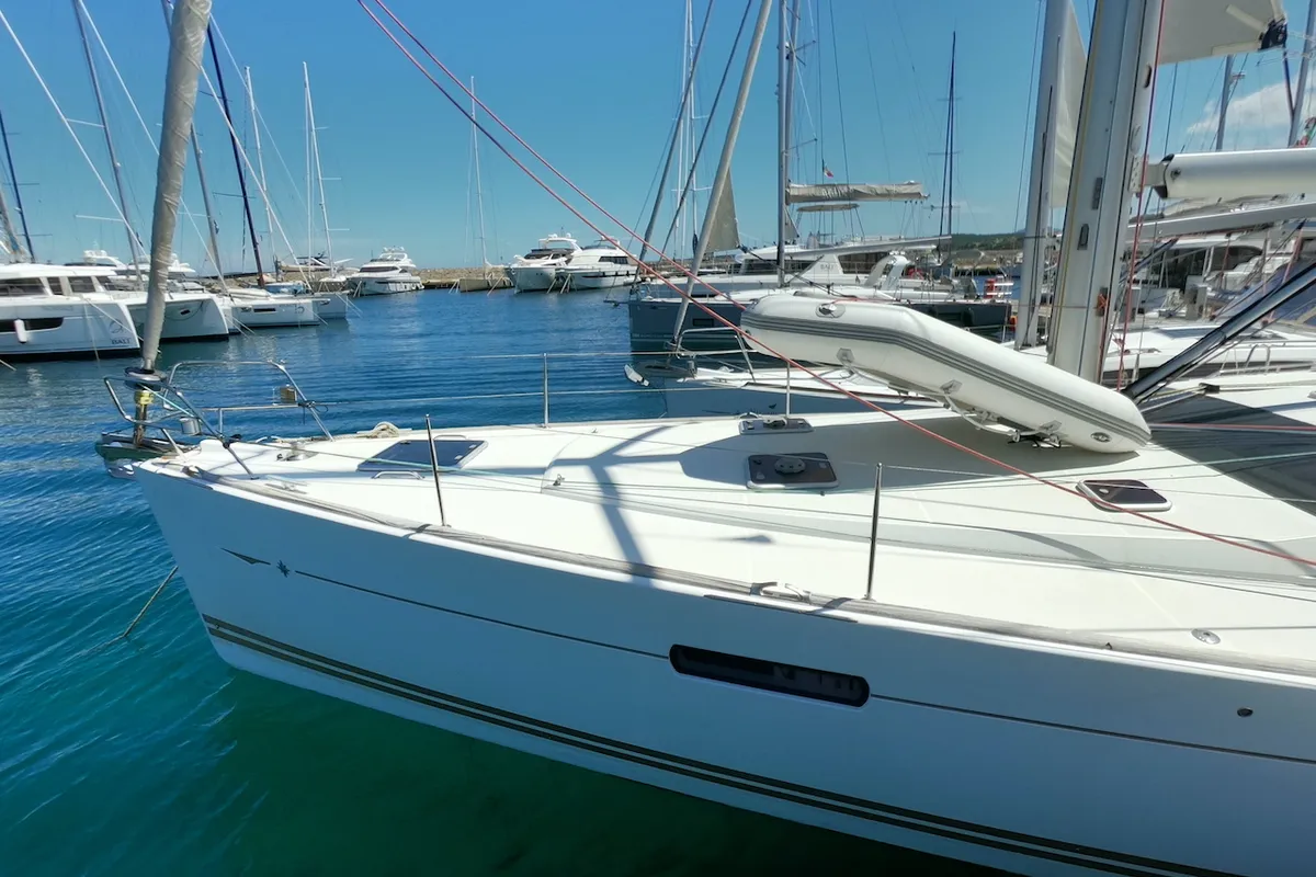 Exterior view of Anita, a Jeanneau 53 sailboat at Olbia, Italy