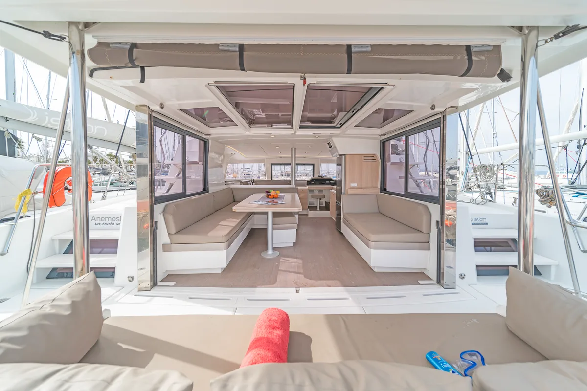 Salon of Anemoskala, a Bali 4.1 catamaran at Kontokali, Greece