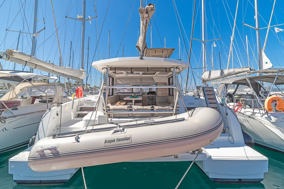 Exterior view of Anemoskala, a Bali 4.1 catamaran at Kontokali, Greece