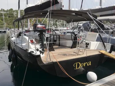 Dora
