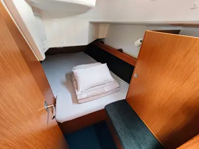 Cabin on Hana, a Bavaria Cruiser 37 sailboat at Sukošan, Croatia