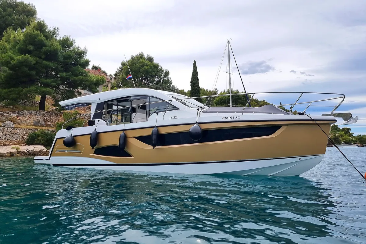 Exterior view of Tireless, a Sealine C390 motor yacht at Grad Kaštela, Croatia