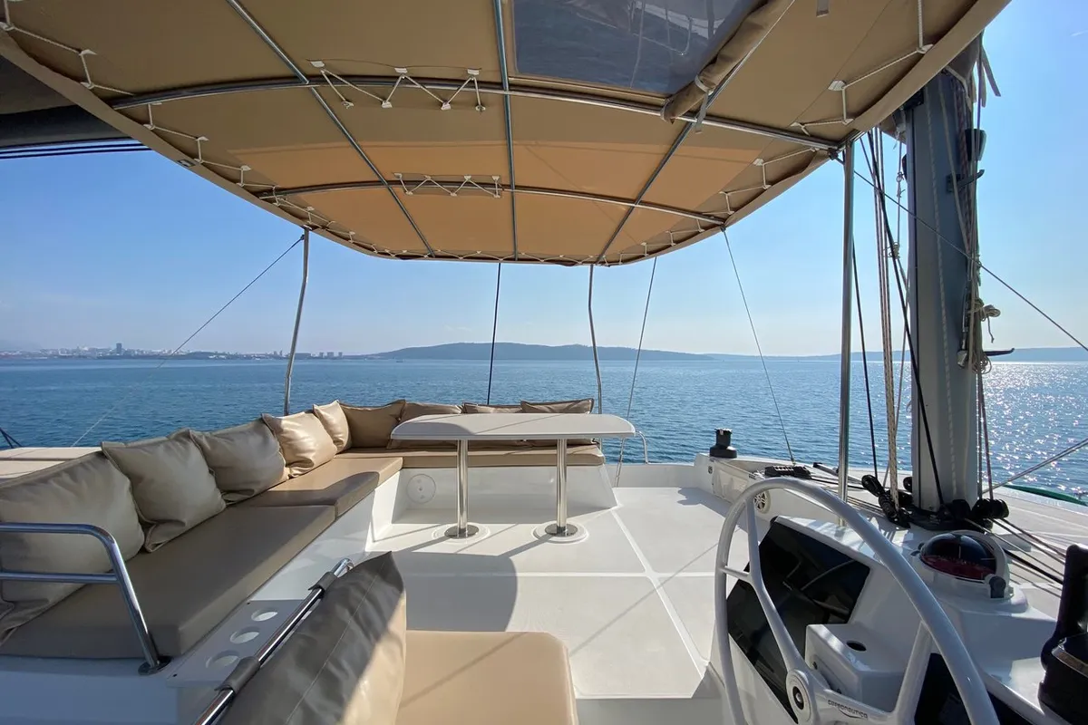 Deck of Baša, a Bali 4.8 catamaran at Grad Kaštela, Croatia