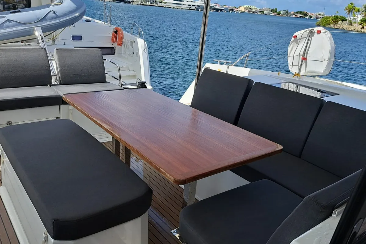 MARGUERITE, a Fountaine Pajot Astréa 42 catamaran at Propriano, France