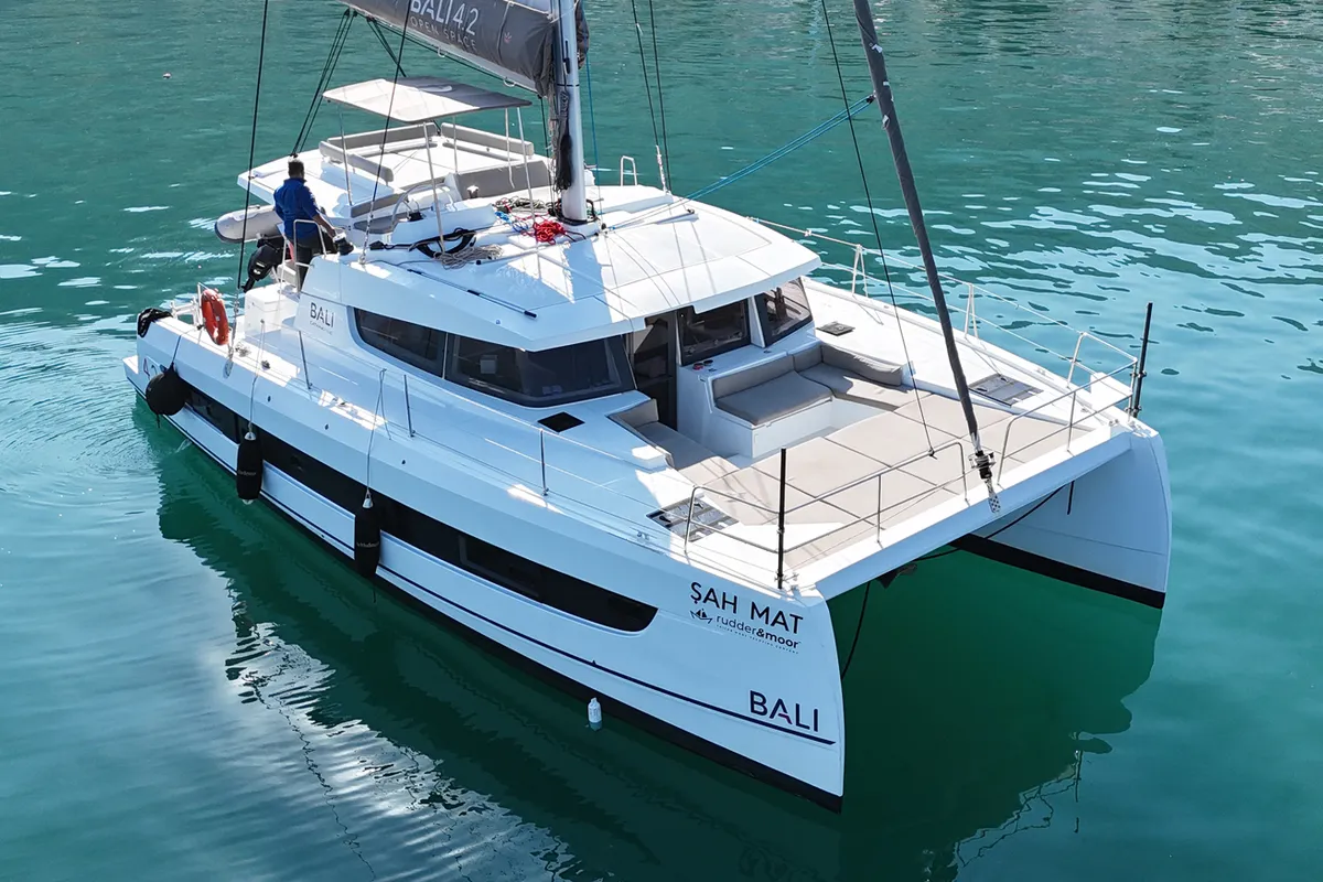Exterior view of Sah Mat, a Bali 4.2 OW catamaran at Fethiye, Turkey