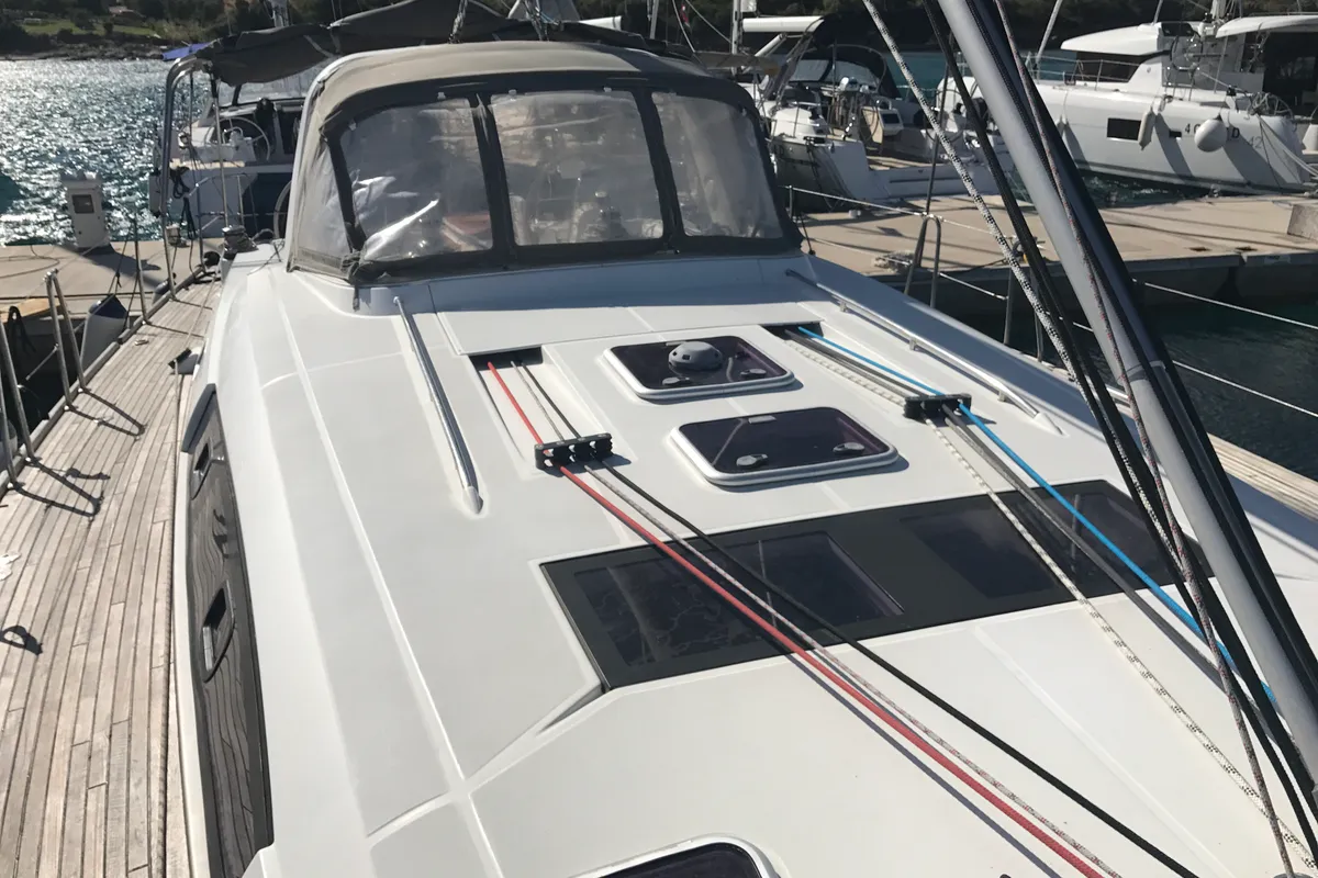 Exterior view of Spica, a Beneteau Oceanis 50 Family sailboat at Olbia, Italy