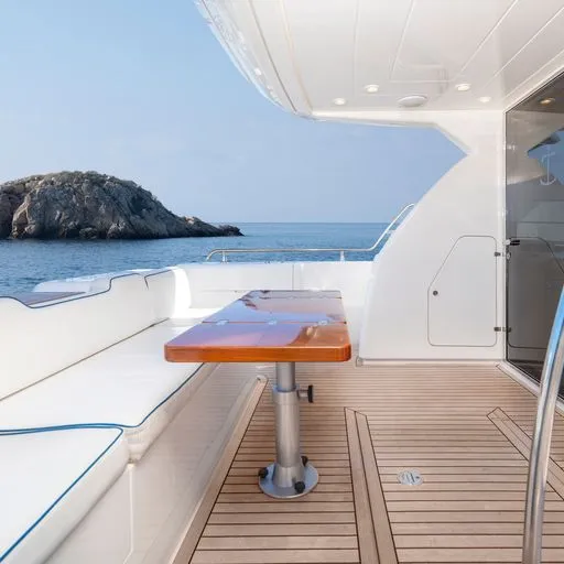 Deck of C&A, a Uniesse 55 motorboat at Τροκαντερό, Greece