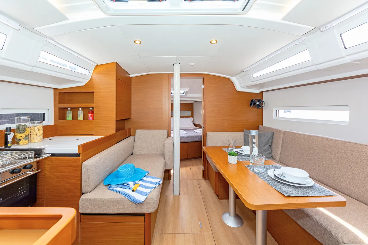 Zheng Yi Sao (郑一嫂), a Jeanneau Sun Odyssey 410 sailboat at Athens, Greece