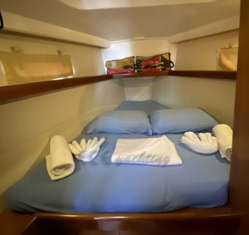 Cabin on Filadelfo, a Beneteau Oceanis 43.4 sailboat at Fethiye, Turkey