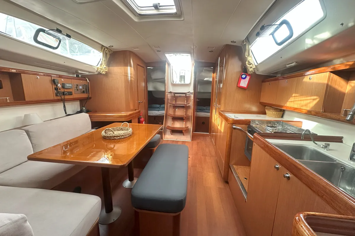Salon of Filadelfo, a Beneteau Oceanis 43.4 sailboat at Fethiye, Turkey