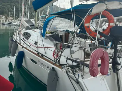 Cockpit of Filadelfo, a Beneteau Oceanis 43.4 sailboat at Fethiye, Turkey