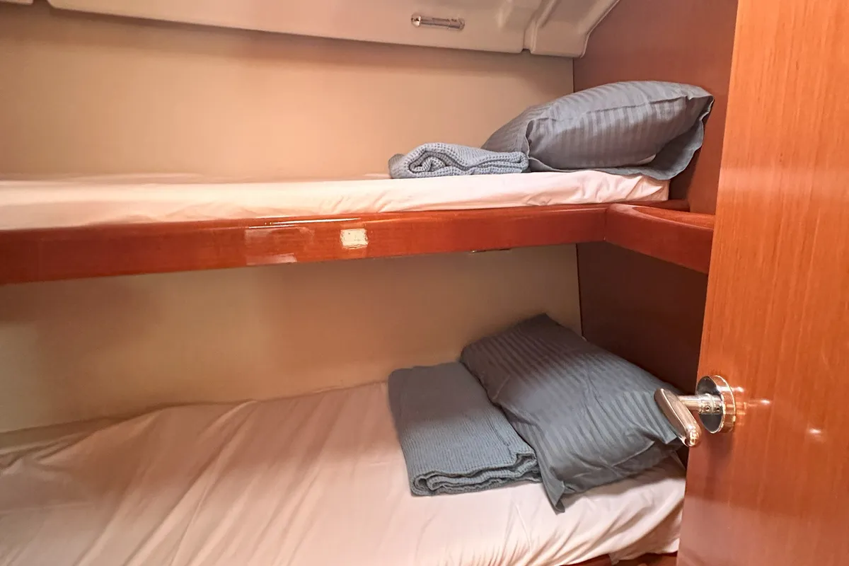 Cabin on Filadelfo, a Beneteau Oceanis 43.4 sailboat at Fethiye, Turkey
