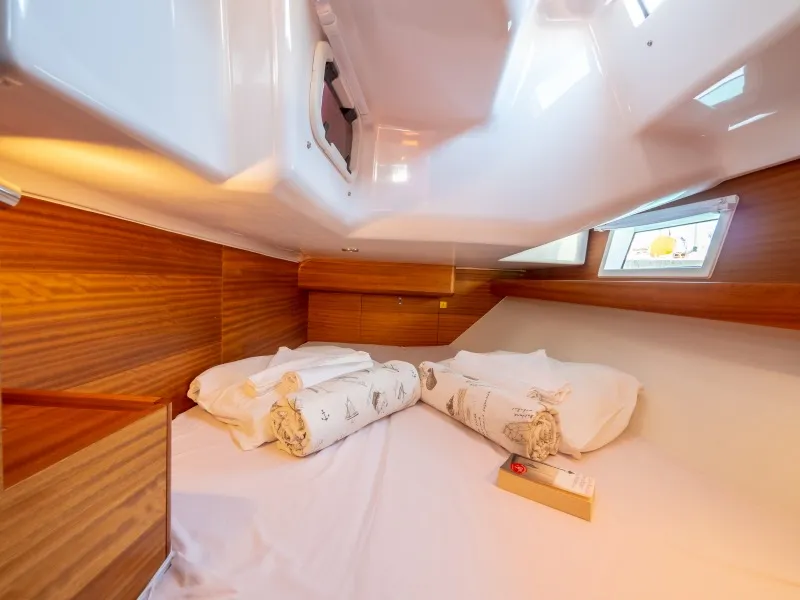 Cabin on Funky, a Elan Impression 40.1 sailboat at Split, Croatia