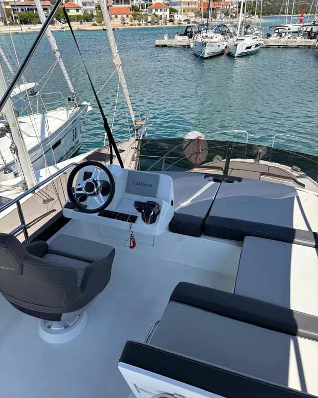 Cockpit of Solea, a Jeanneau Merry Fisher 1095 Fly motorboat at Jezera, Croatia