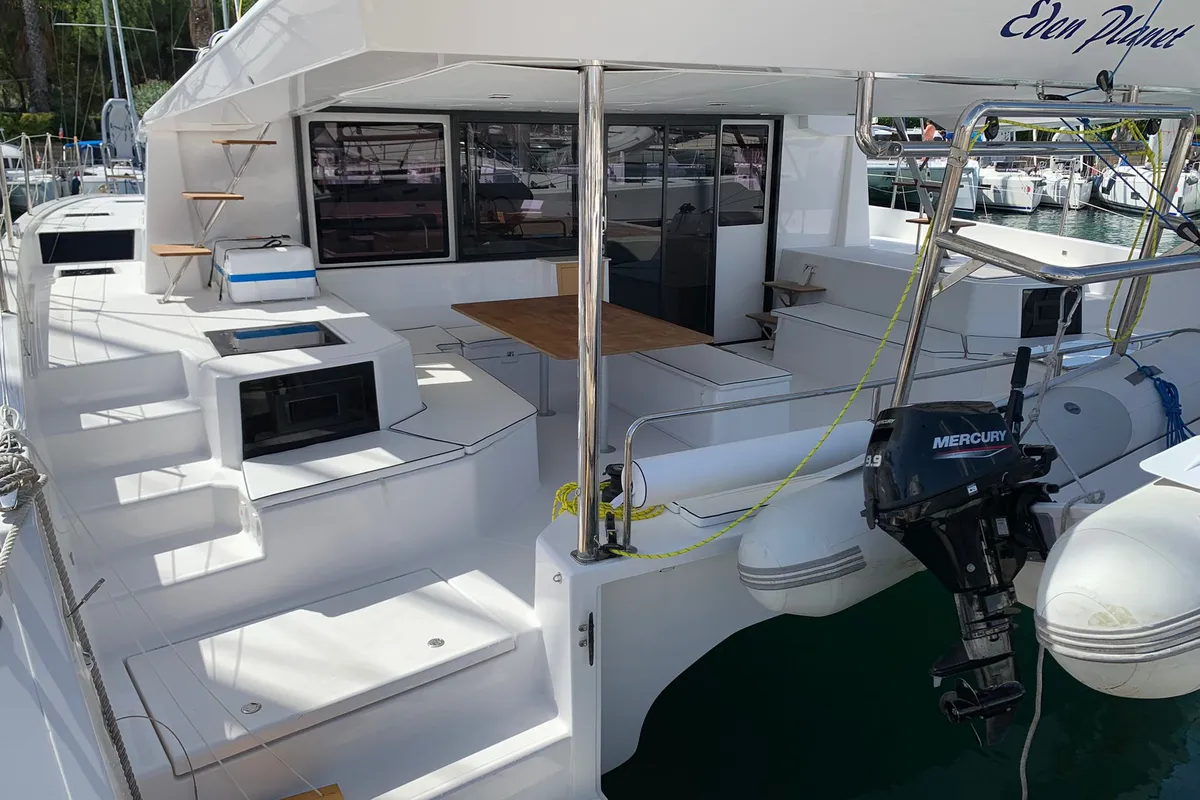 Eden Planet, a Dufour 48 Catamaran catamaran at Tonnarella, Italy